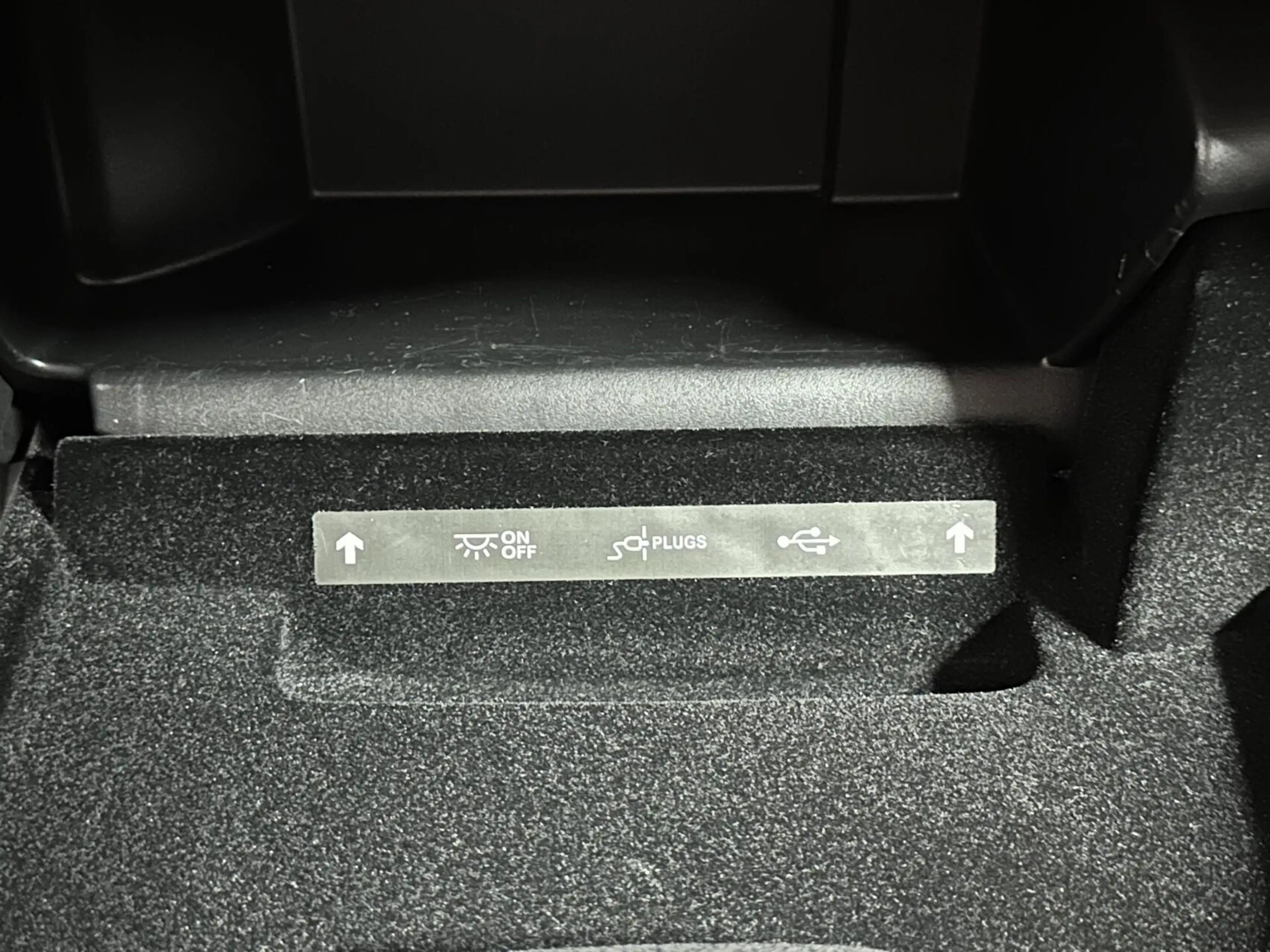 Citroen Grand C4 SpaceTourer 1.2 PureTech Business CARPLAY NAVI ECC CRUISE 8500 — photo 32