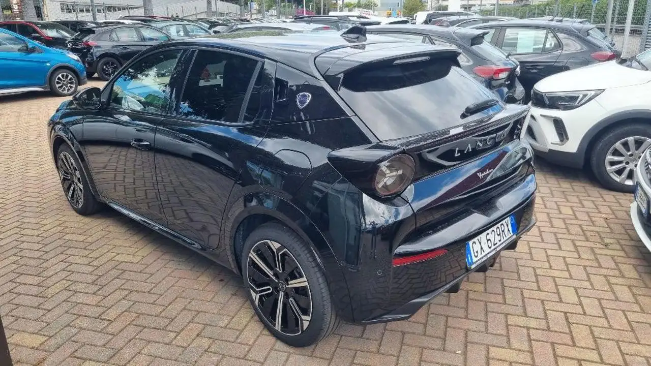 Lancia Ypsilon 2025