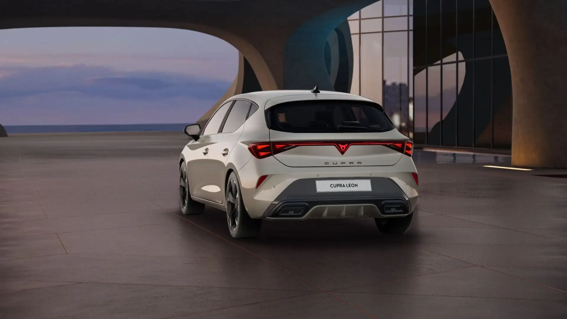 CUPRA Leon 1.5 eTSI DSG +MATRIX+PANO+SENNHEISER+KAMERA Gris - 2