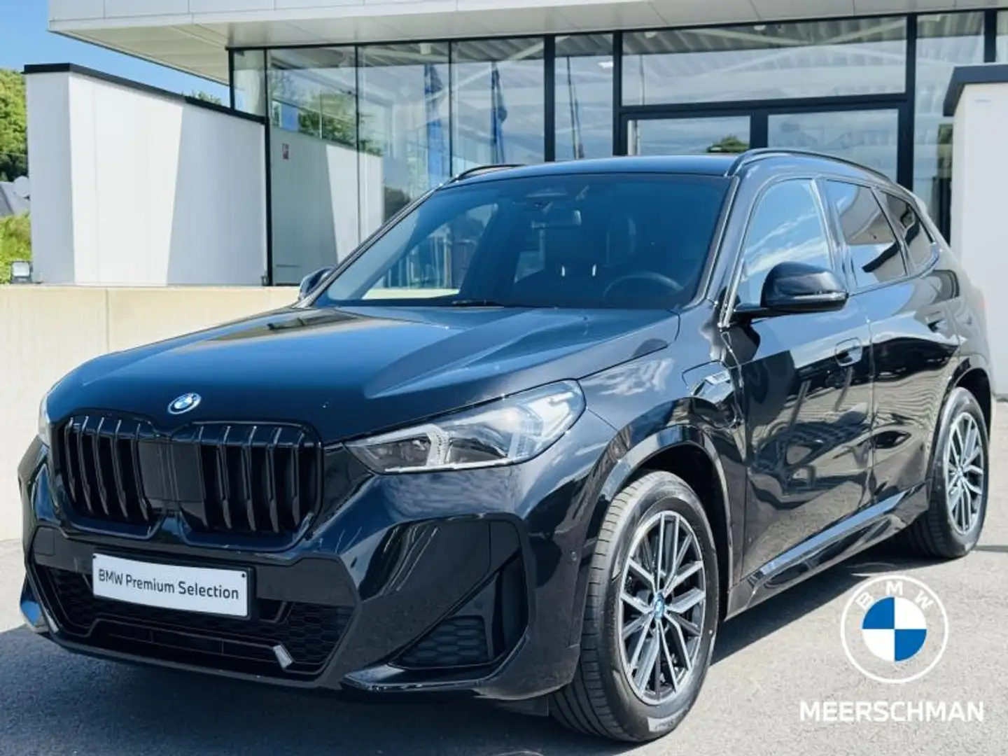 BMW X1 X1 xDrive30e // M Sport Pack Zwart - 1