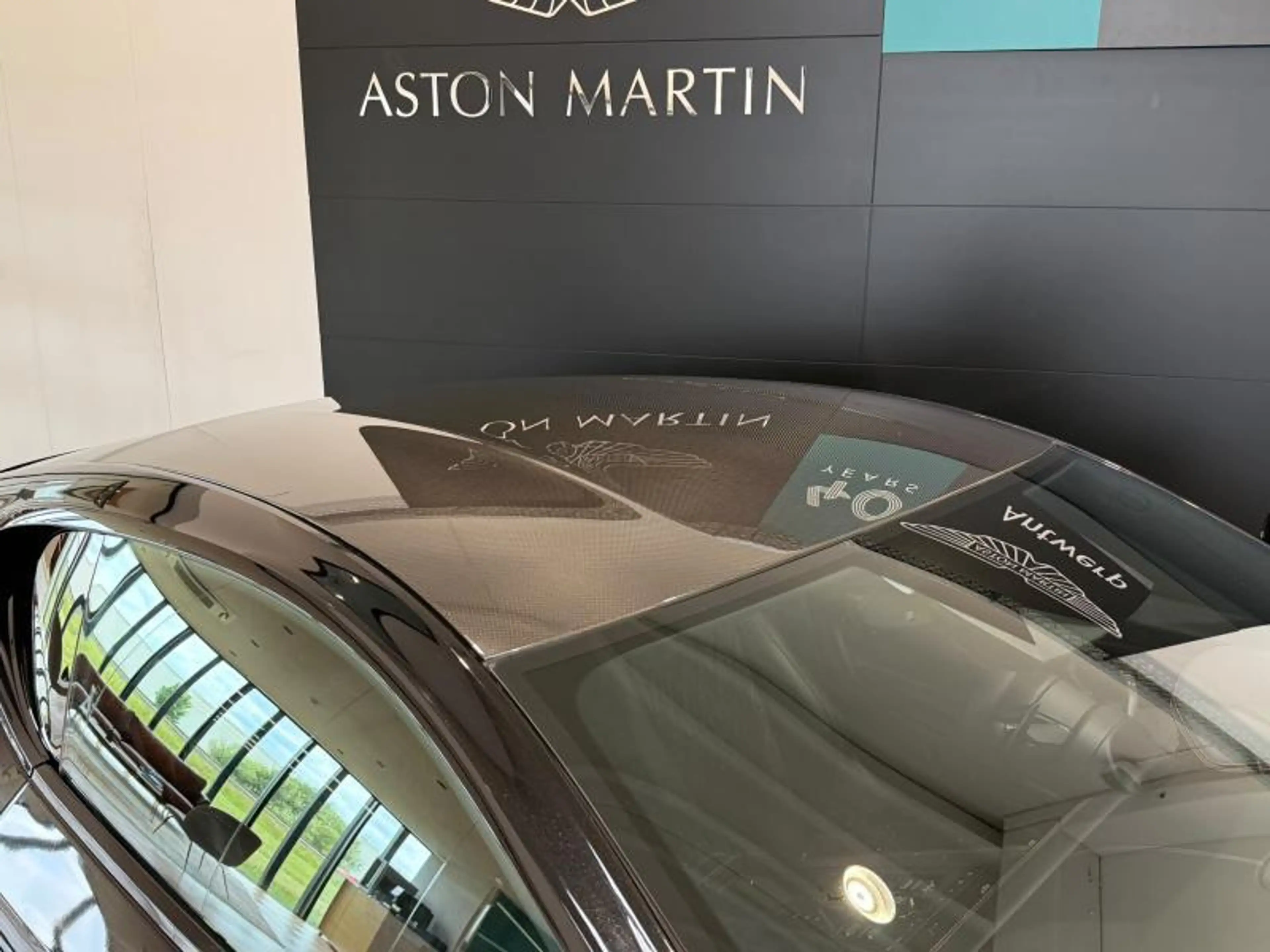 Aston Martin DB12 DB12 Coupe — photo 7