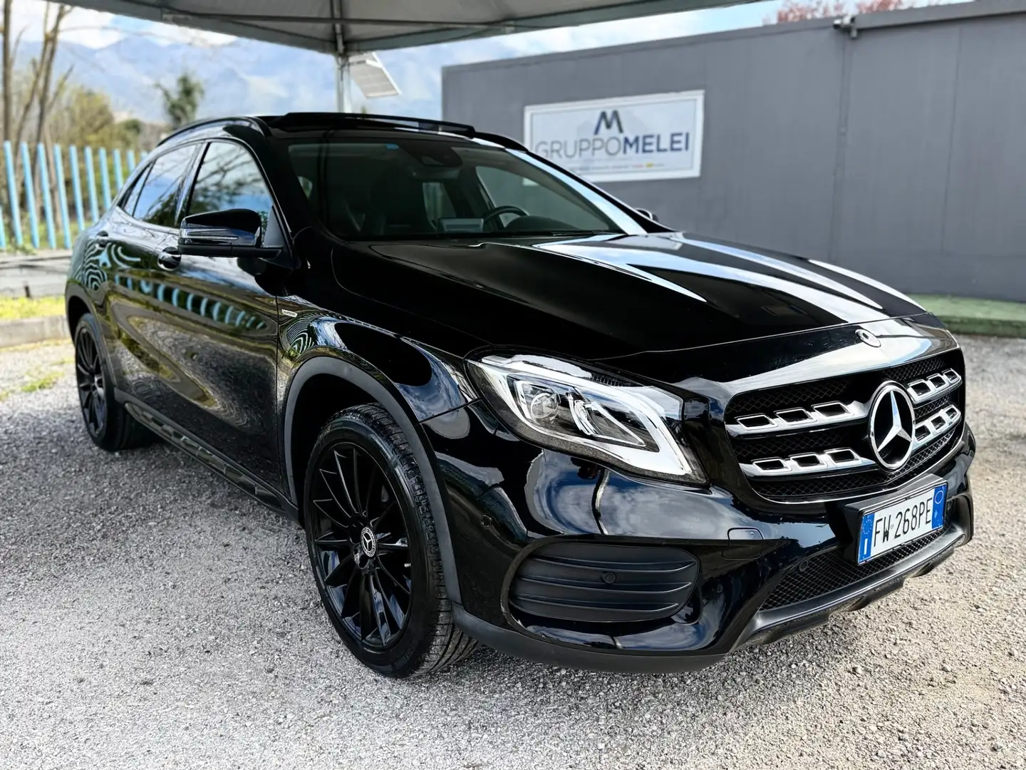 Mercedes-Benz GLA 200 d Premium NIGHT EDITION - 1
