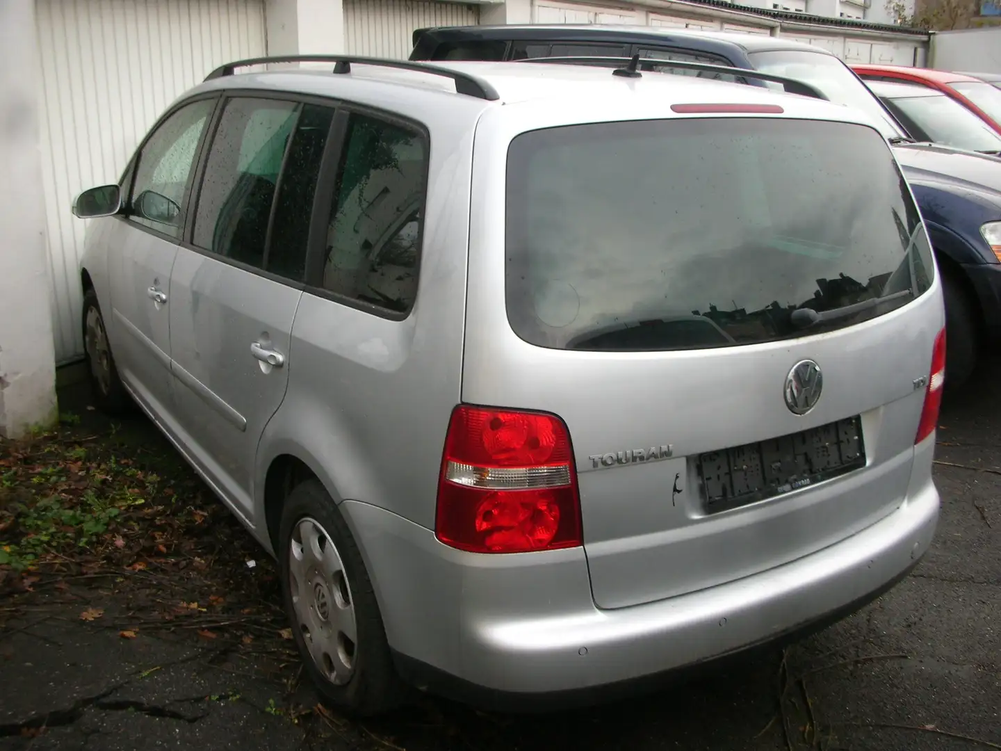 Volkswagen Touran TDI 1.9/77KW *106.000km *Kupplung defekt *1.Hd. Silver - 1