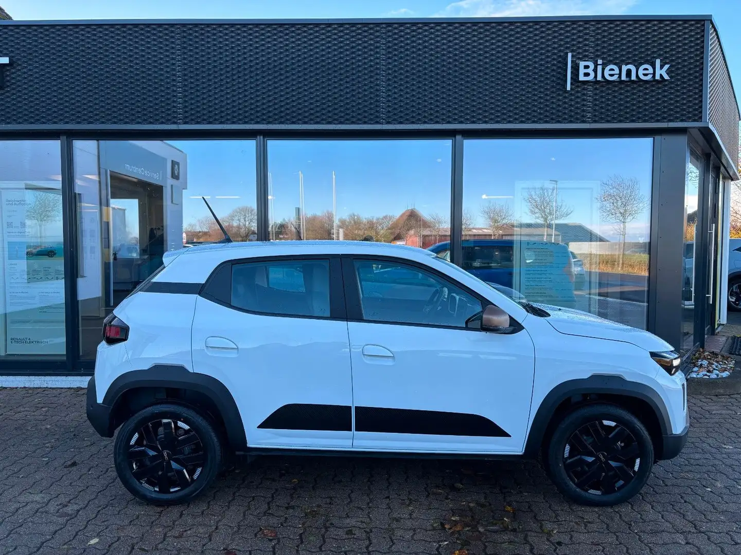 Dacia Spring Electric 65 Extreme Weiß - 1