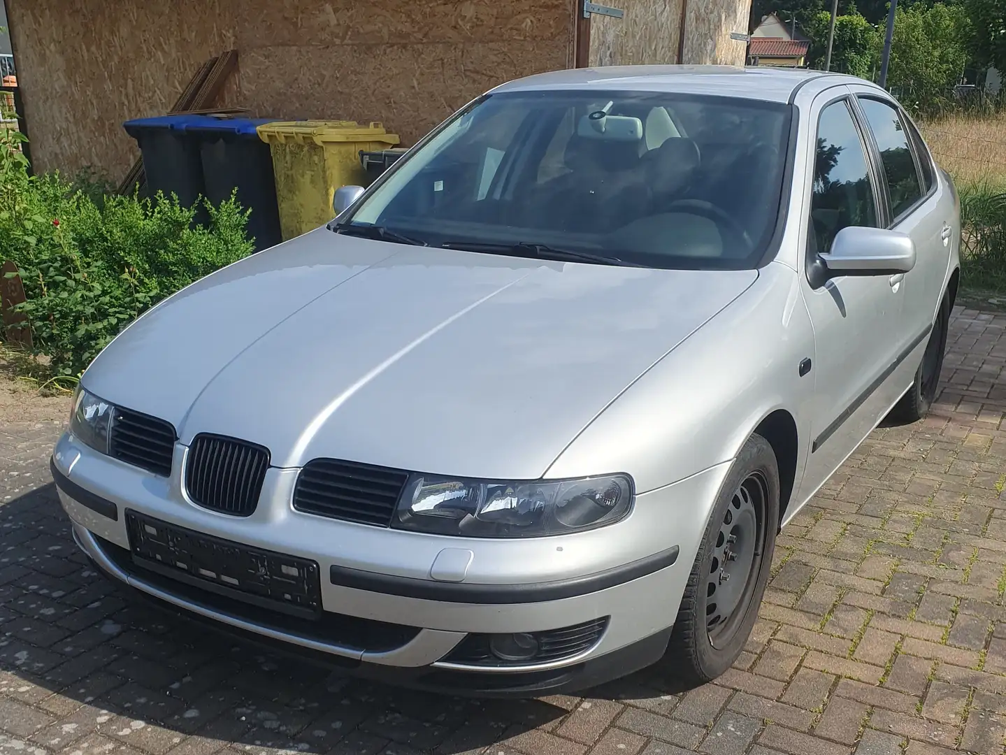 SEAT Toledo Toledo 2.3 V5 Silber - 2