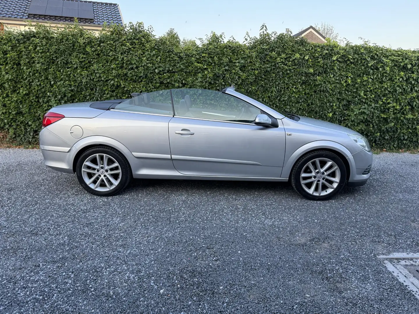 Opel Astra TwinTop 1.8 Enjoy | Autom. Airco | Cruise Control Grigio - 2