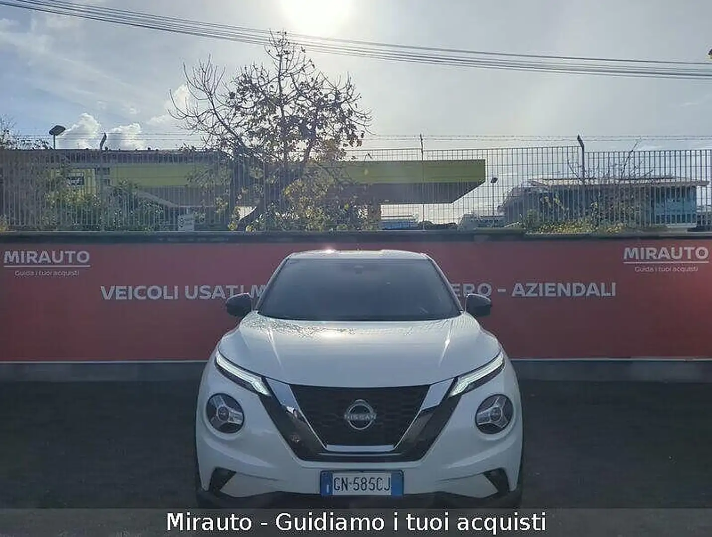 Nissan Juke 1.0 DIG-T 114 CV N-Connecta Blanc - 2