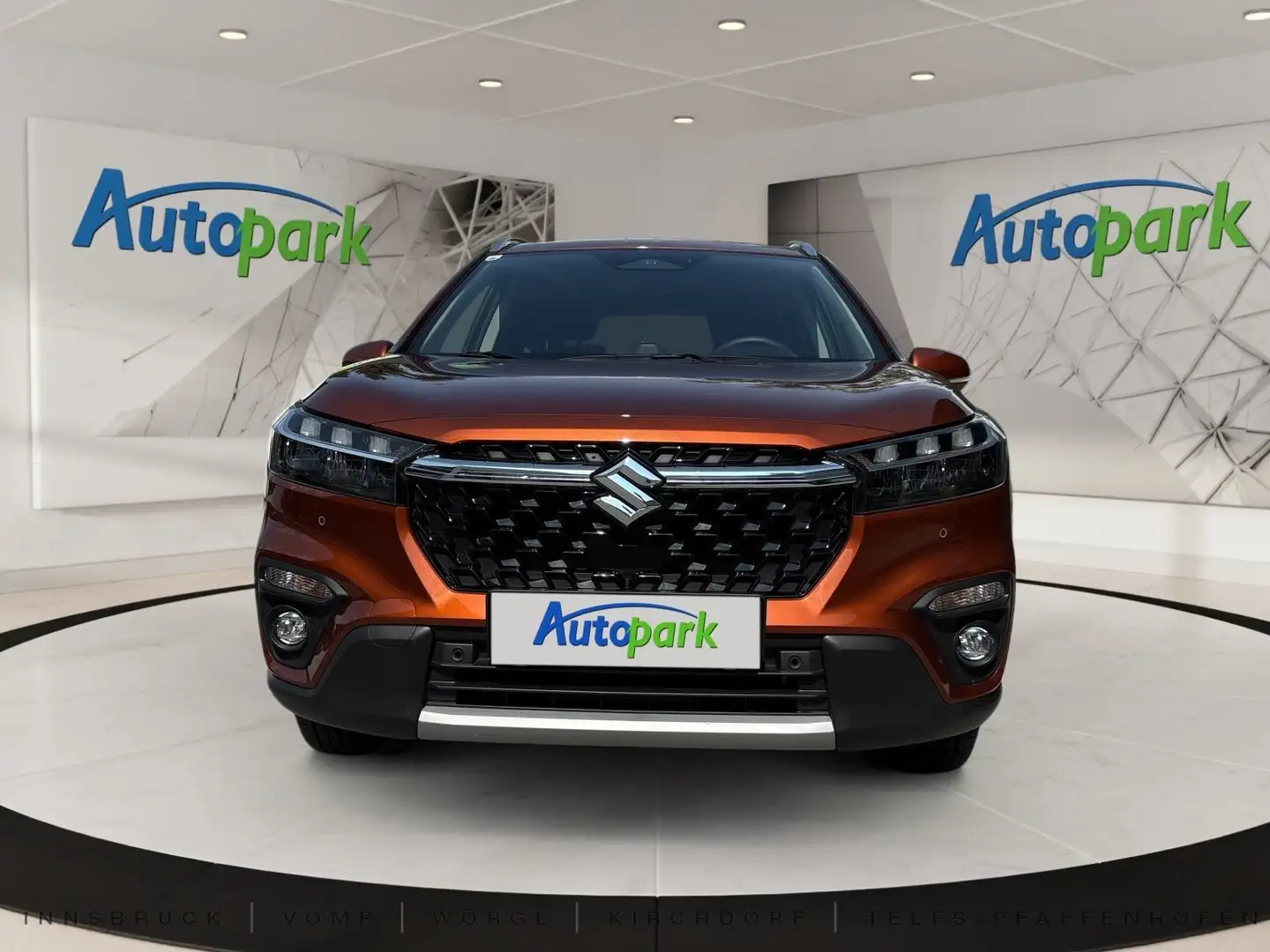 Suzuki S-Cross 1.5 HYBRID ALLGRIP 6AGS shine - 1