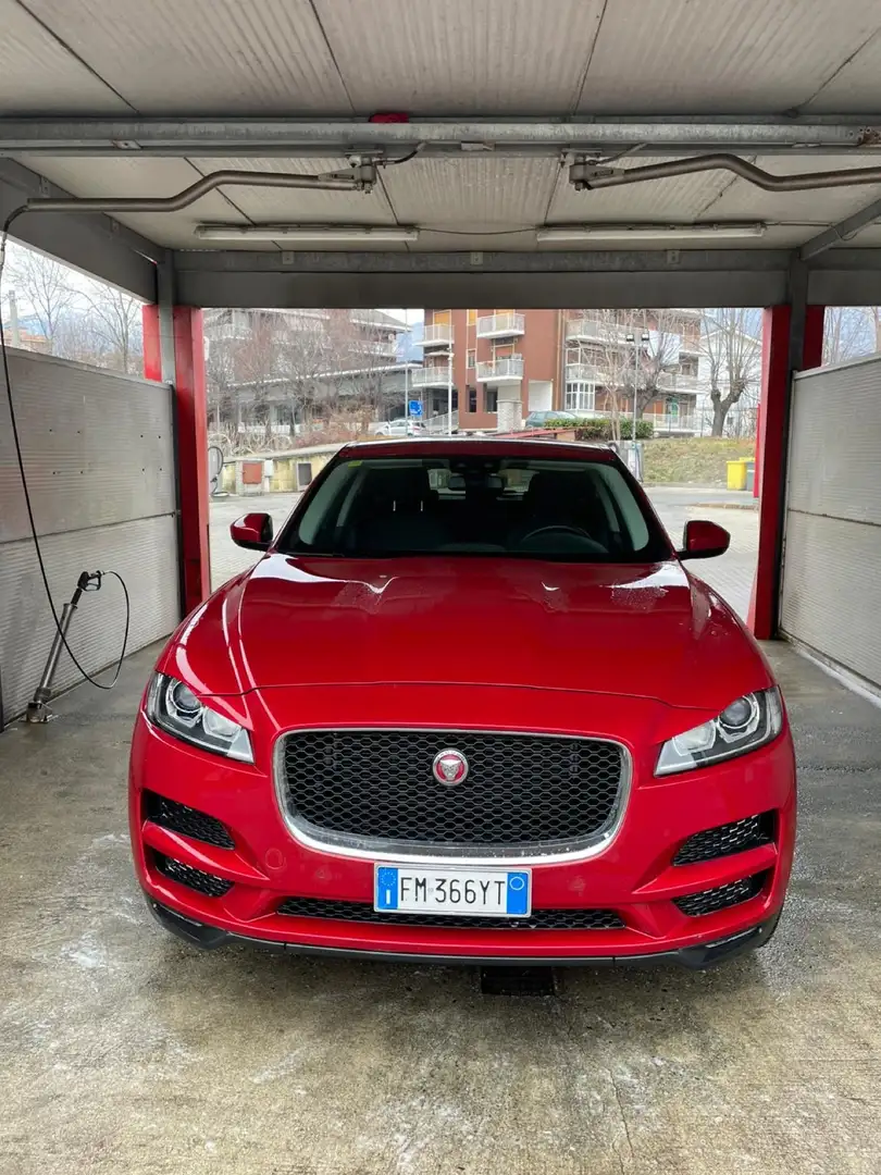 Jaguar F-Pace 2.0d i4 awd 180cv my18 - 2