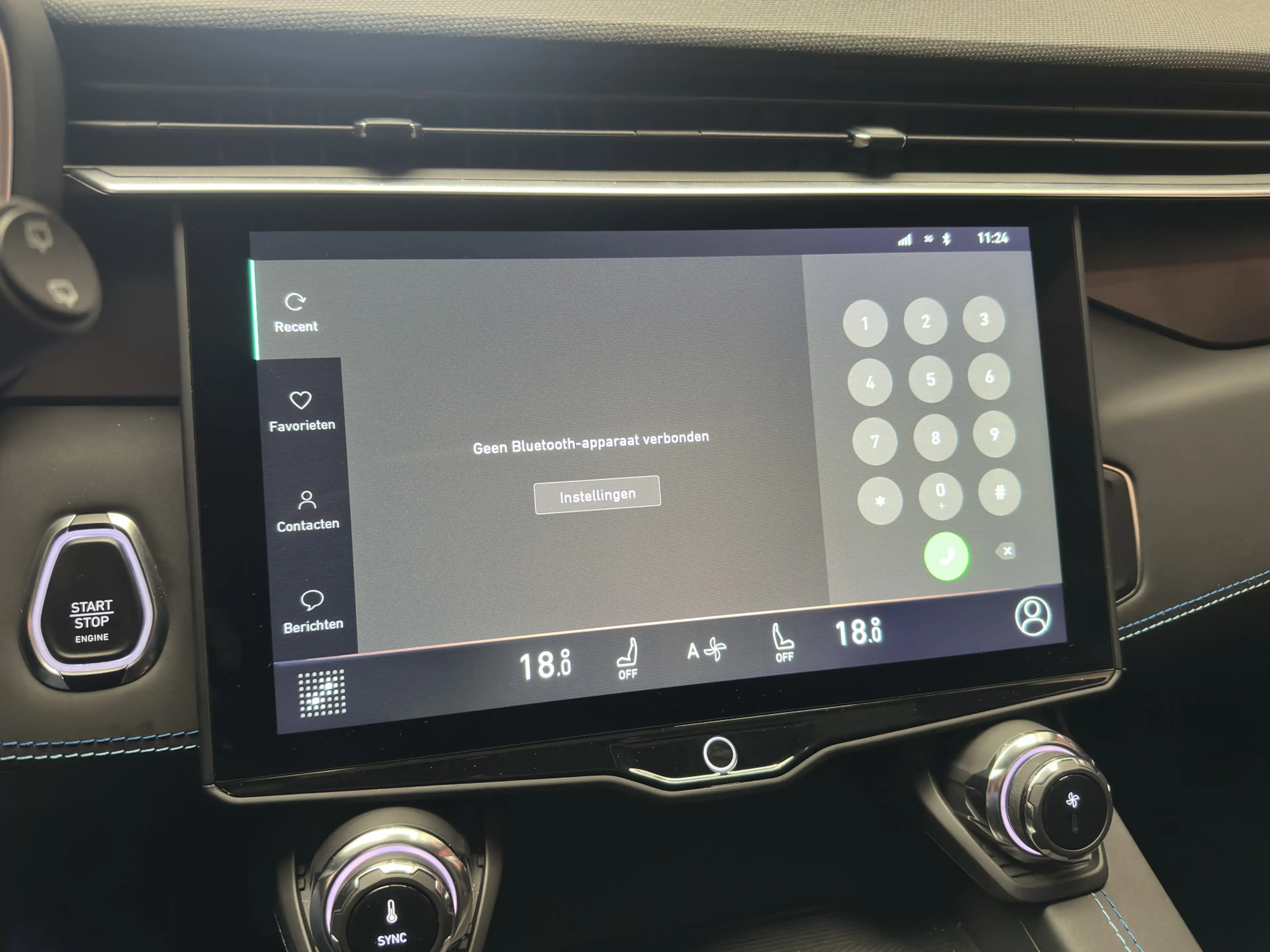 Lynk & Co 01 1.5 6.6kW MY 2023 ZWARTE HEMEL FACELIFT 360 CAMERA — photo 39