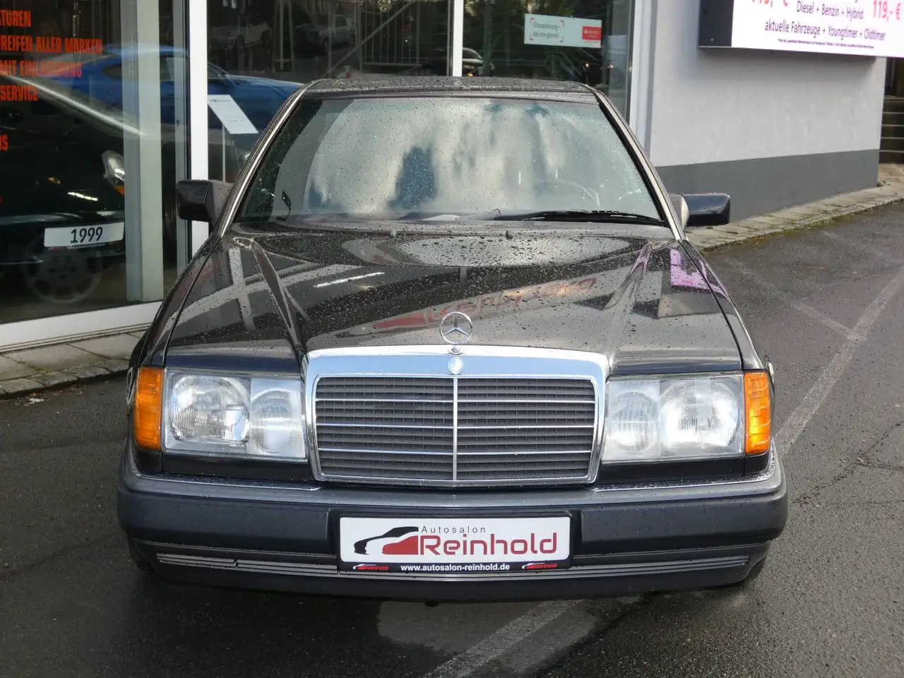 Mercedes-Benz 300 CE 24V Coupe W124 Klima Schiebedach el Sitze, foto 4