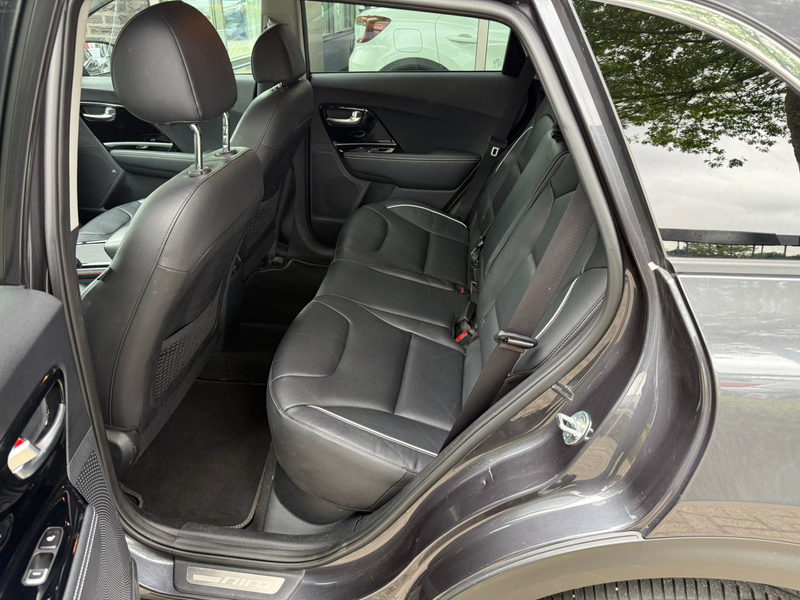 Kia e-Niro ExecutiveLine 64 kWh - Leer | Carplay | Stoelventi — photo 6