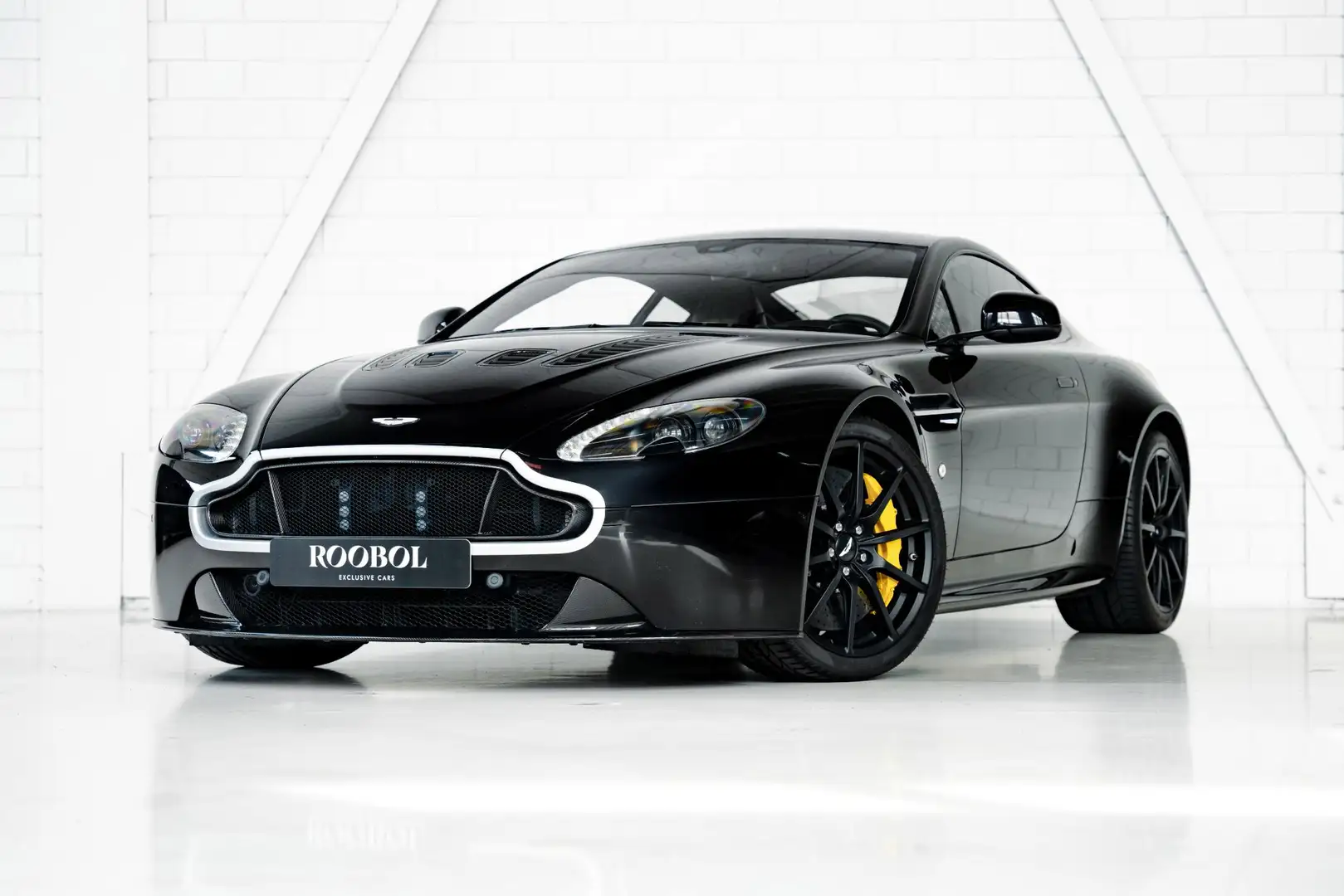 Aston Martin Vantage V12 S | Aerodynamica pakket | Keramisch | Sport Se Schwarz - 1