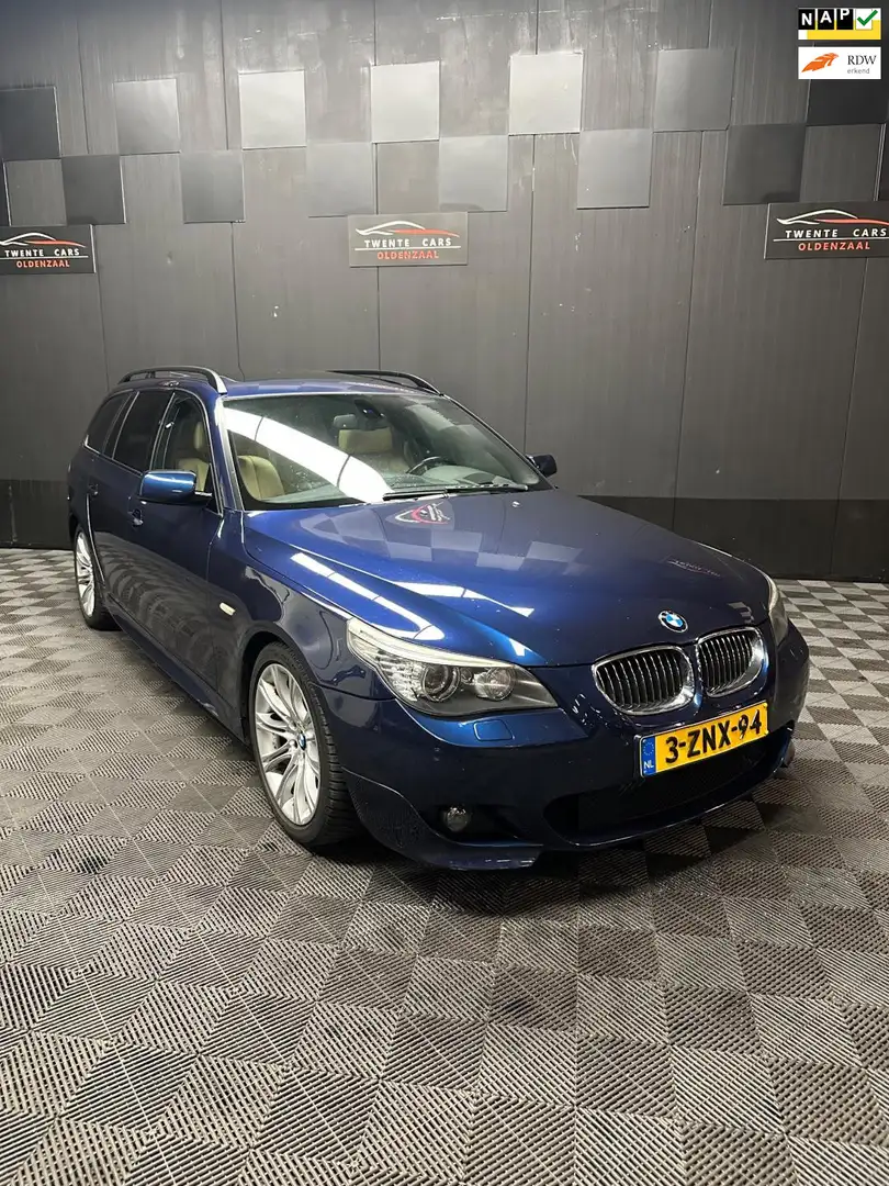 BMW 525 5-serie Touring 525i | Pano | //M | Hud | Navi | X Blauw - 1