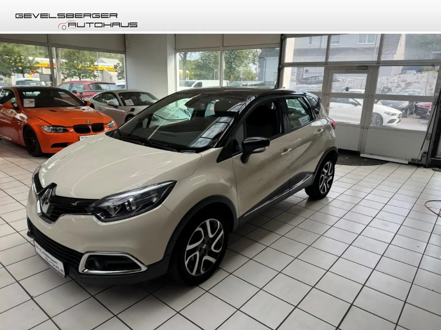 Renault Captur Luxe 1.5 dCi*Navi*SHZ*Alu*Scheckheft *RFK Weiß - 1