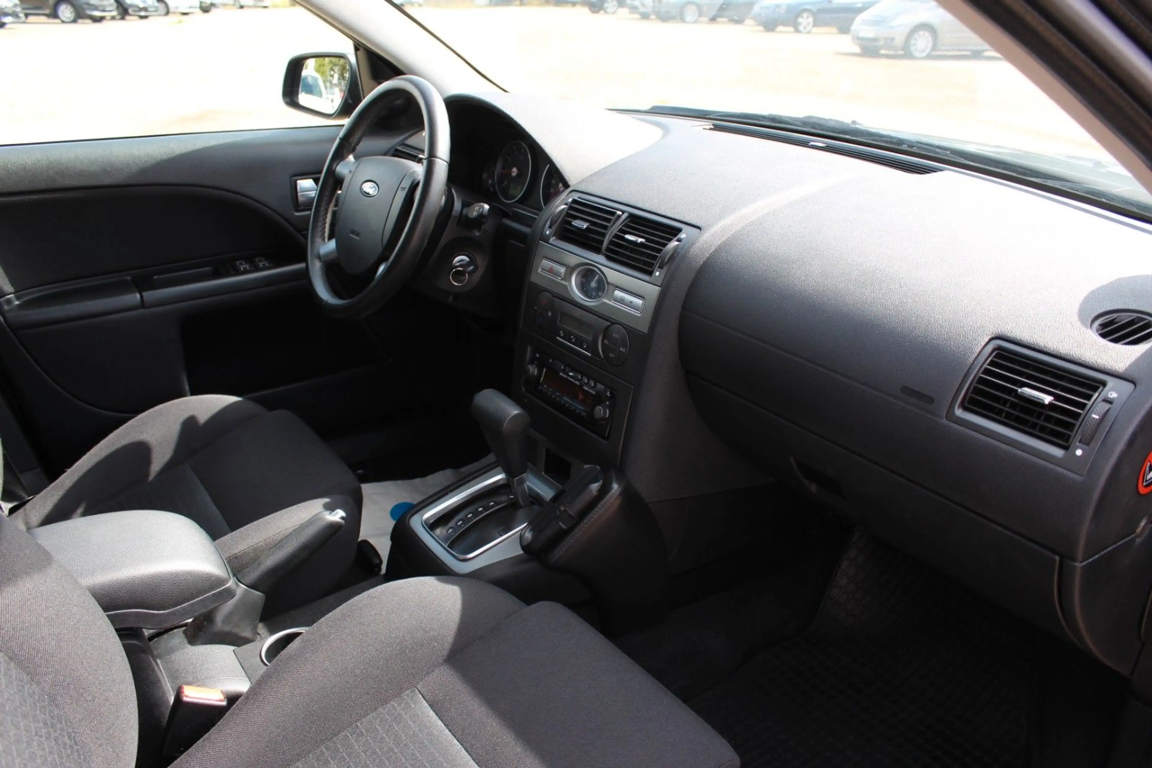 Ford Mondeo Turnier *Bestattungswagen*Leichenwagen* — photo 2
