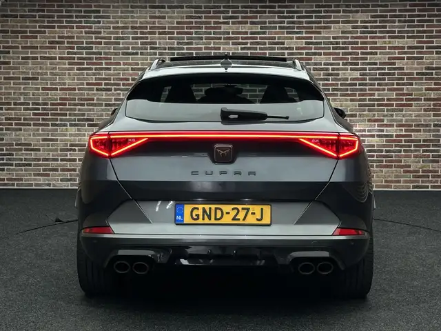 Cupra Formentor view 7