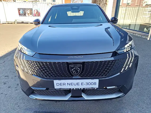 Peugeot 3008 Elektro 210 73kWh GT Exclusive "sofort verfügbar" Ansicht 4