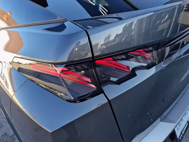 Peugeot 3008 Elektro 210 73kWh GT Exclusive "sofort verfügbar" Ansicht 11