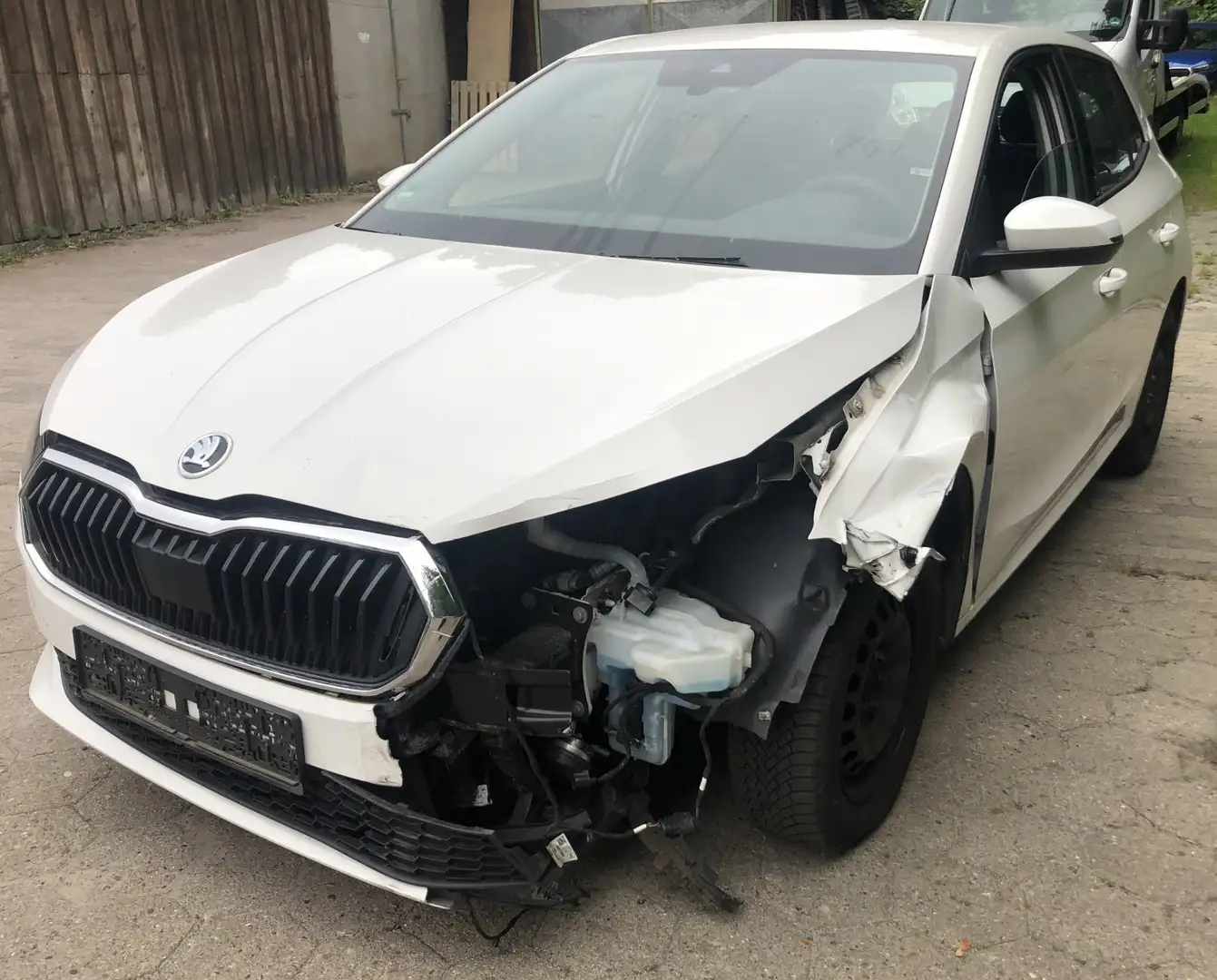 Skoda Fabia Fabia IV Active Klima EFH PDC Sitzheizung Bianco - 1