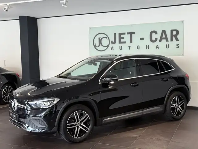 Mercedes-Benz GLA 200 *LED Kamera 2. Hand*