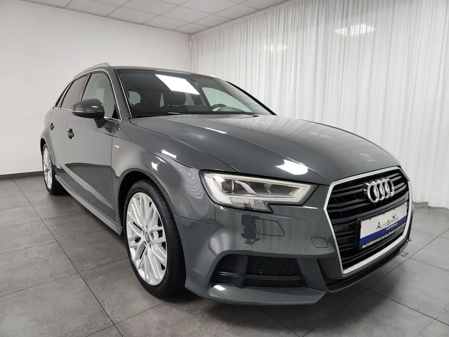 Audi A3 Sportback SPORT S-line 150PS LED SHZ TEL PDC Gris - 1