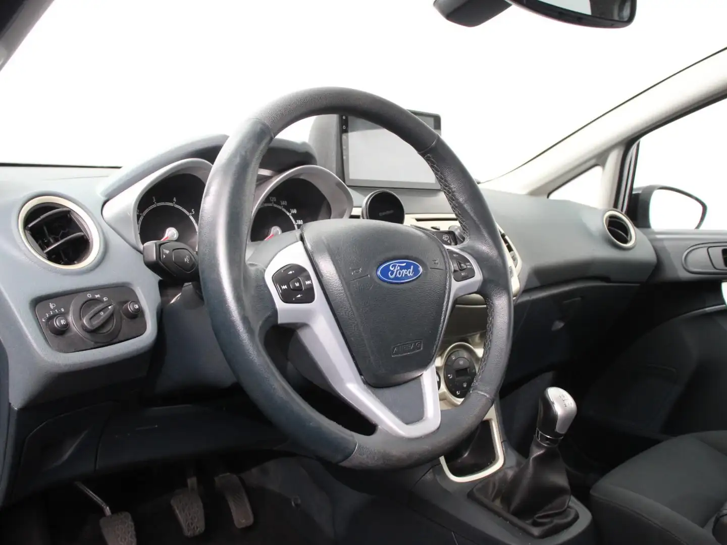 Ford Fiesta 1.25 Ghia Airco Cruise control Radio Lichtmetalen Zwart - 2