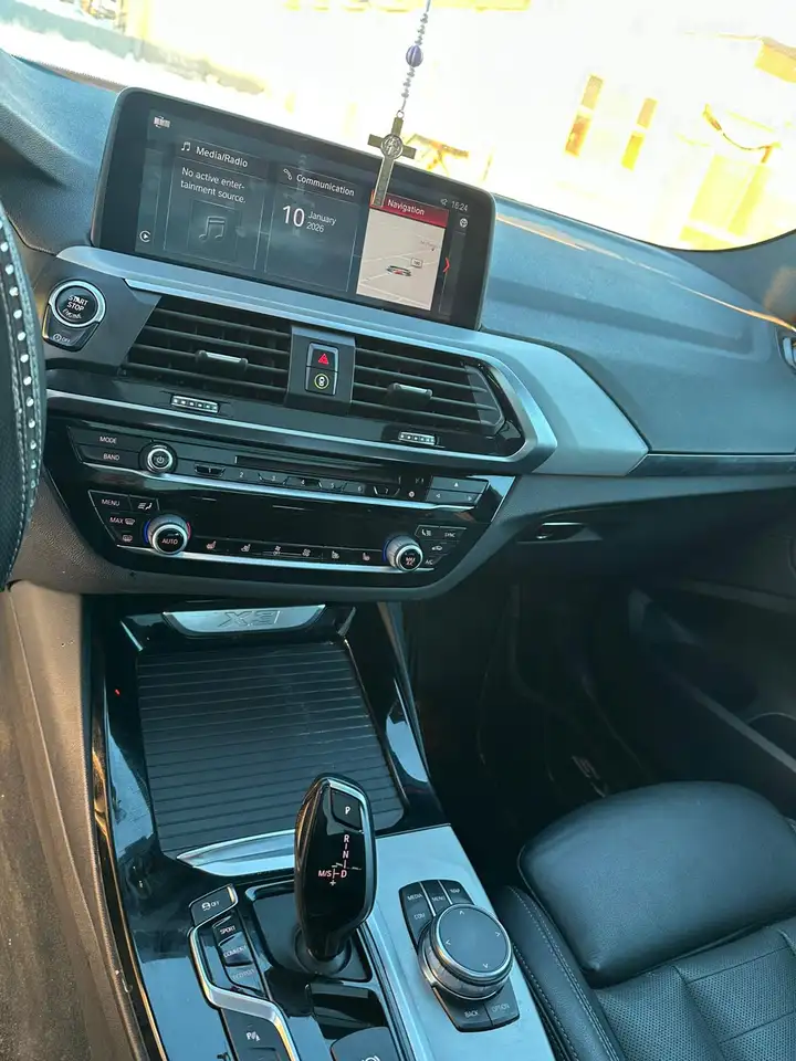 BMW X3 снимка BMW X3