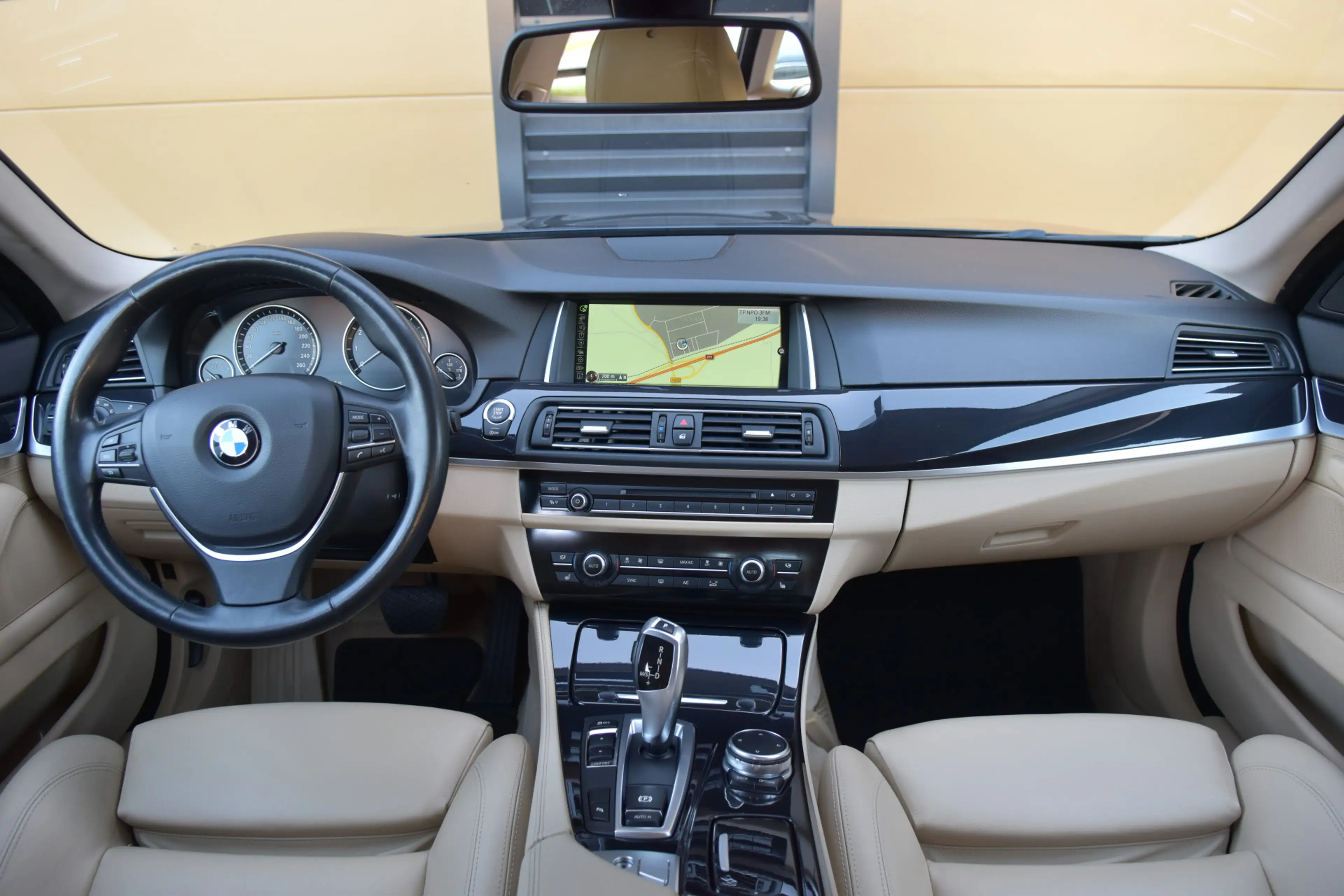 BMW 535 5-serie Touring 535i High Executive * Sportstoelen — photo 3
