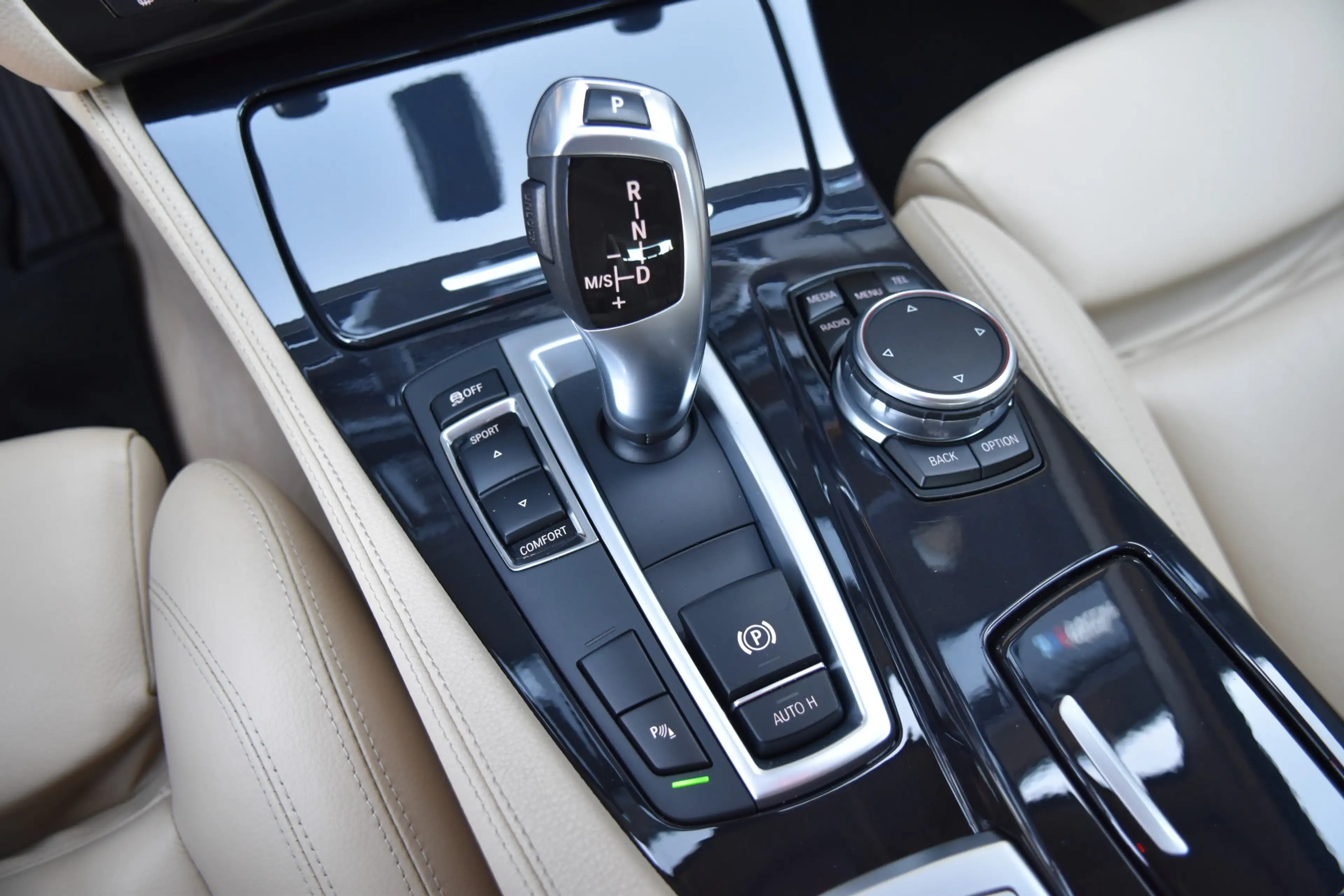 BMW 535 5-serie Touring 535i High Executive * Sportstoelen — photo 16
