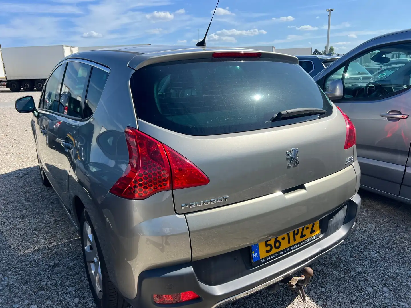 Peugeot 3008 2012 * 1.6 THP Allure * AUTOMAAT * PANORAMA DAK * Grijs - 2