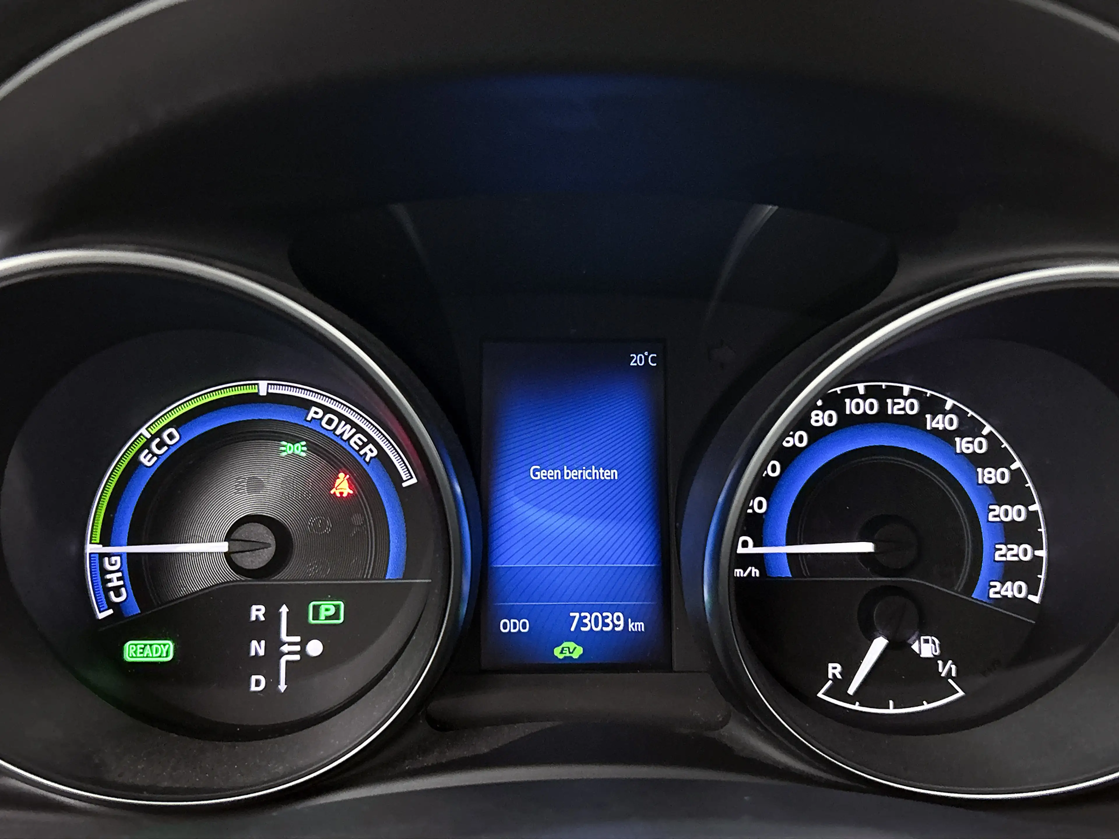 Toyota Auris Touring Sports 1.8 Hybrid Dynamic Ultimate | Stoel — photo 15