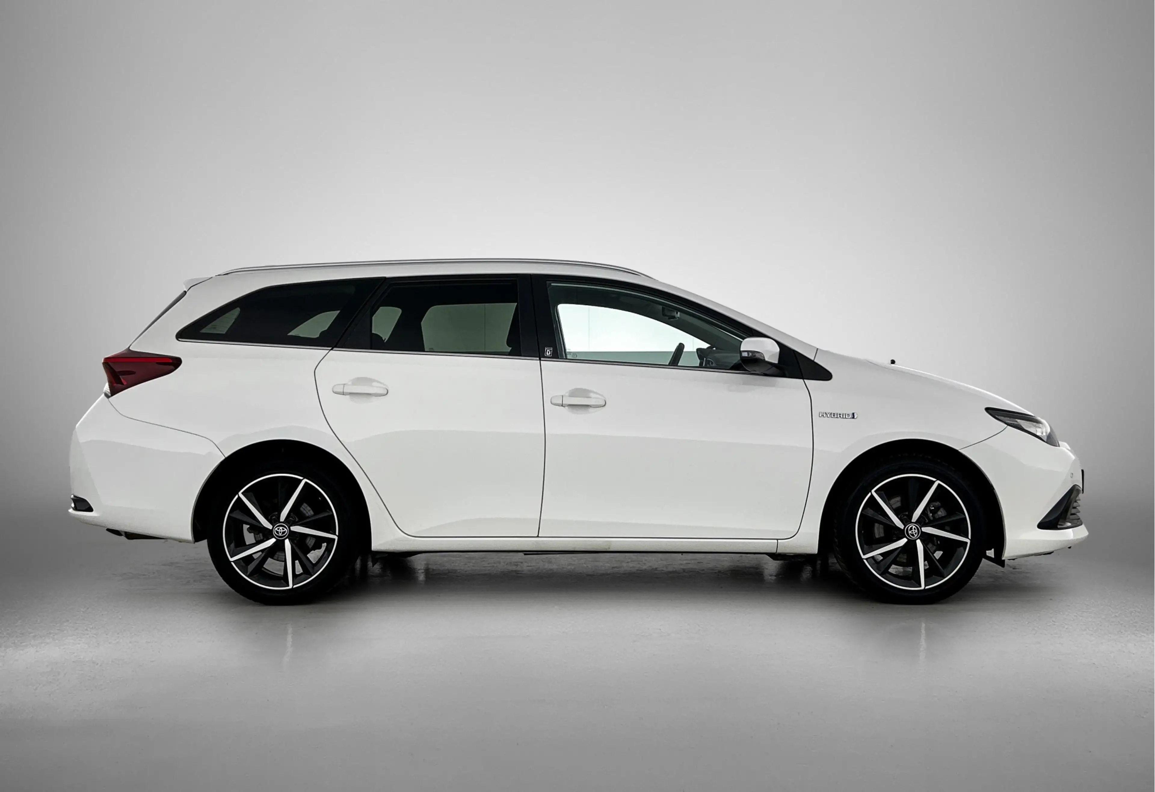 Toyota Auris Touring Sports 1.8 Hybrid Dynamic Ultimate | Stoel — photo 10