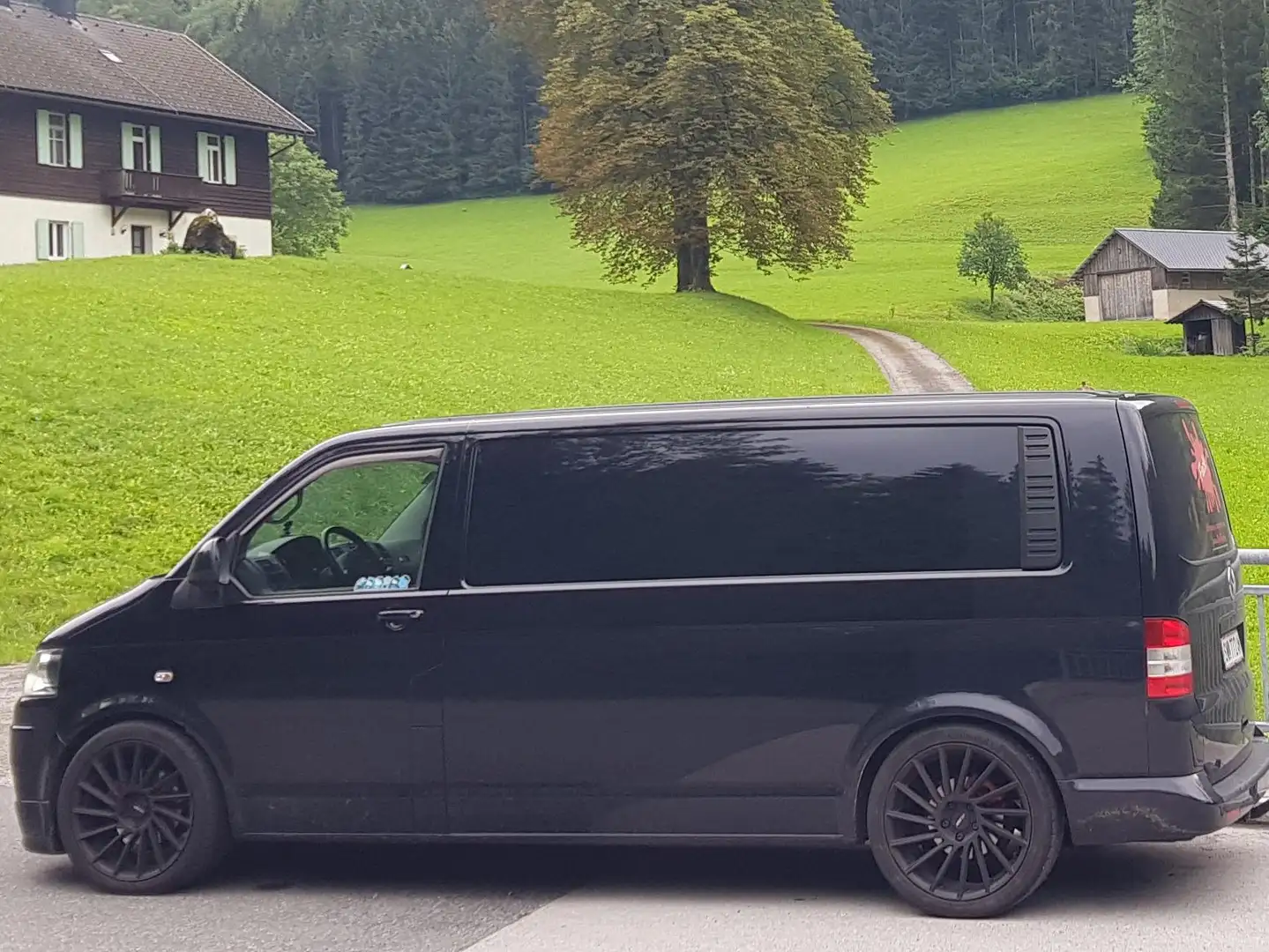 Volkswagen T5 Transporter Schwarz - 1
