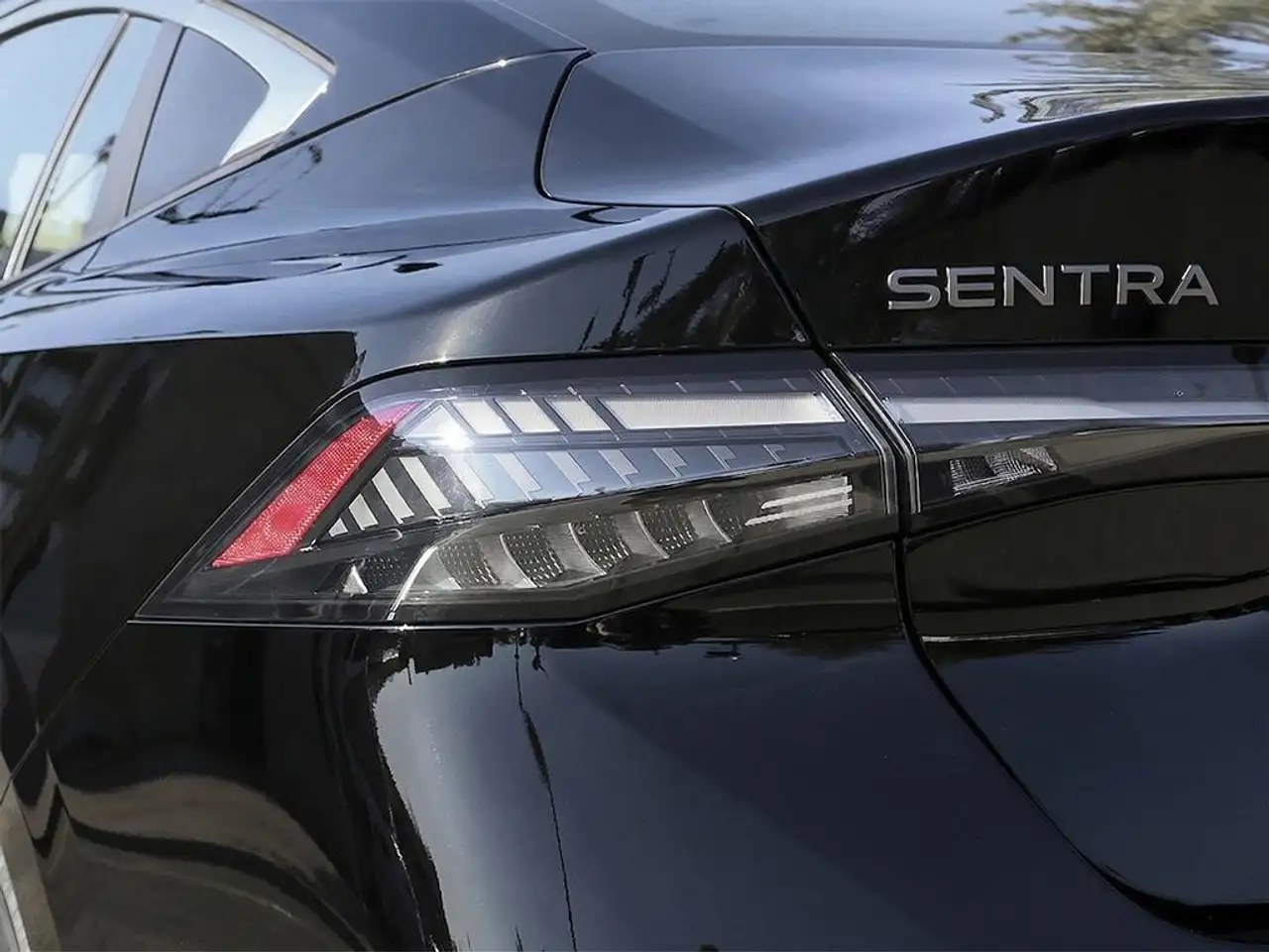 Nissan Sentra снимка Nissan Sentra
