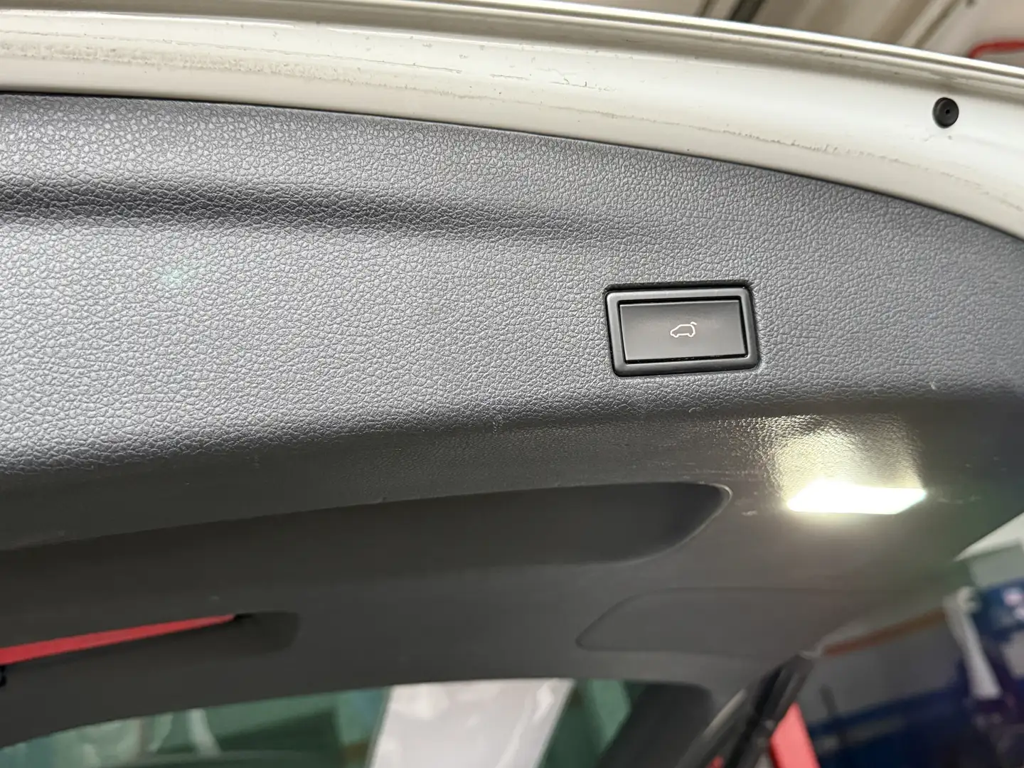 SEAT Alhambra FR 2,0 TDI CR DSG Weiß - 2