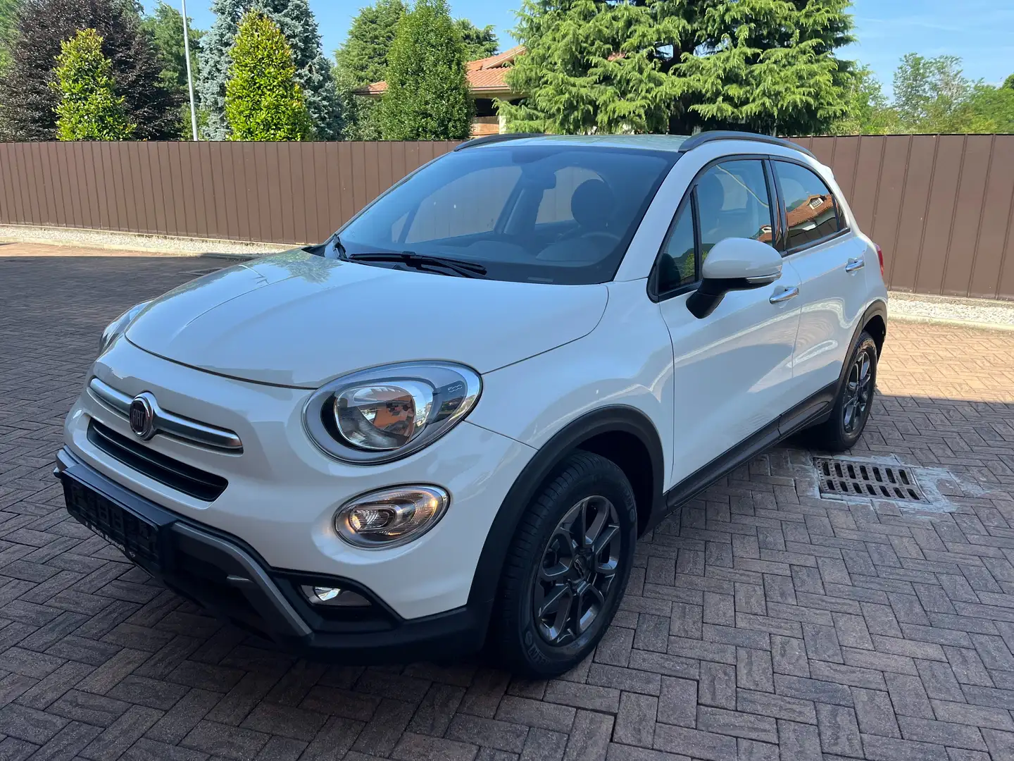 Fiat 500X 1.6 e-torq Pop 4x2 110cv Bianco - 1