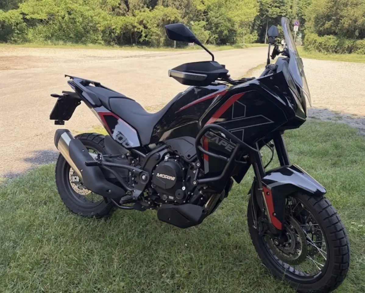Moto Morini X-Cape