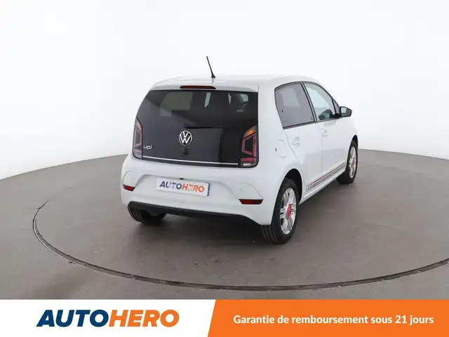Volkswagen up! view 6