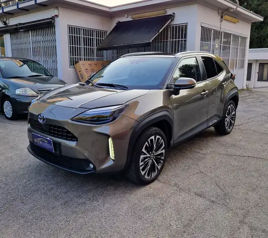 Toyota Yaris Yaris Cross 1.5h Premiere fwd 116cv e-cvt