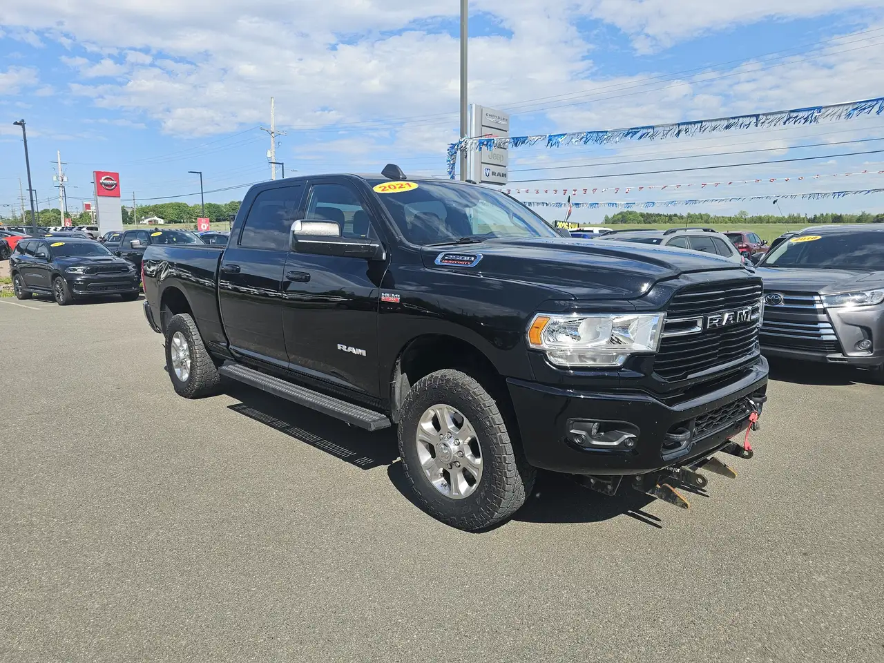 RAM 2500 снимка RAM 2500