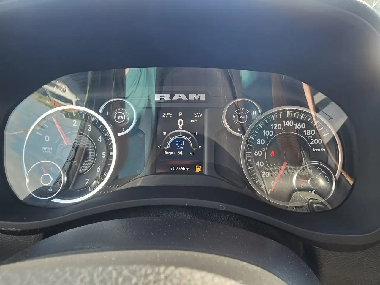 RAM 2500 снимка RAM 2500