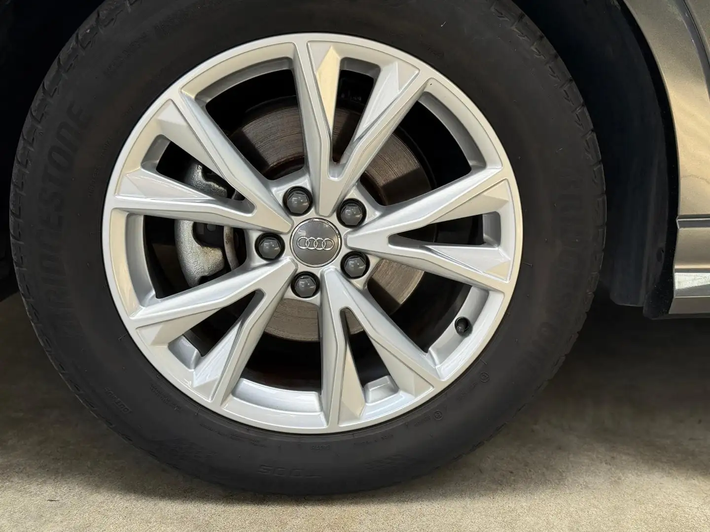 Audi Q3 Q3 35 TFSI 150 ch S tronic 7 S line Gris - 2