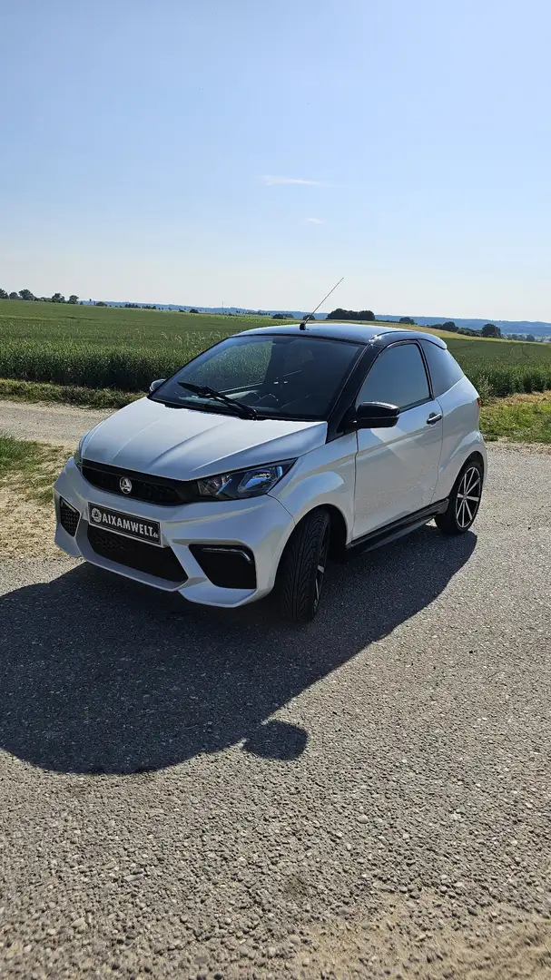 Aixam Coupe Wit - 1