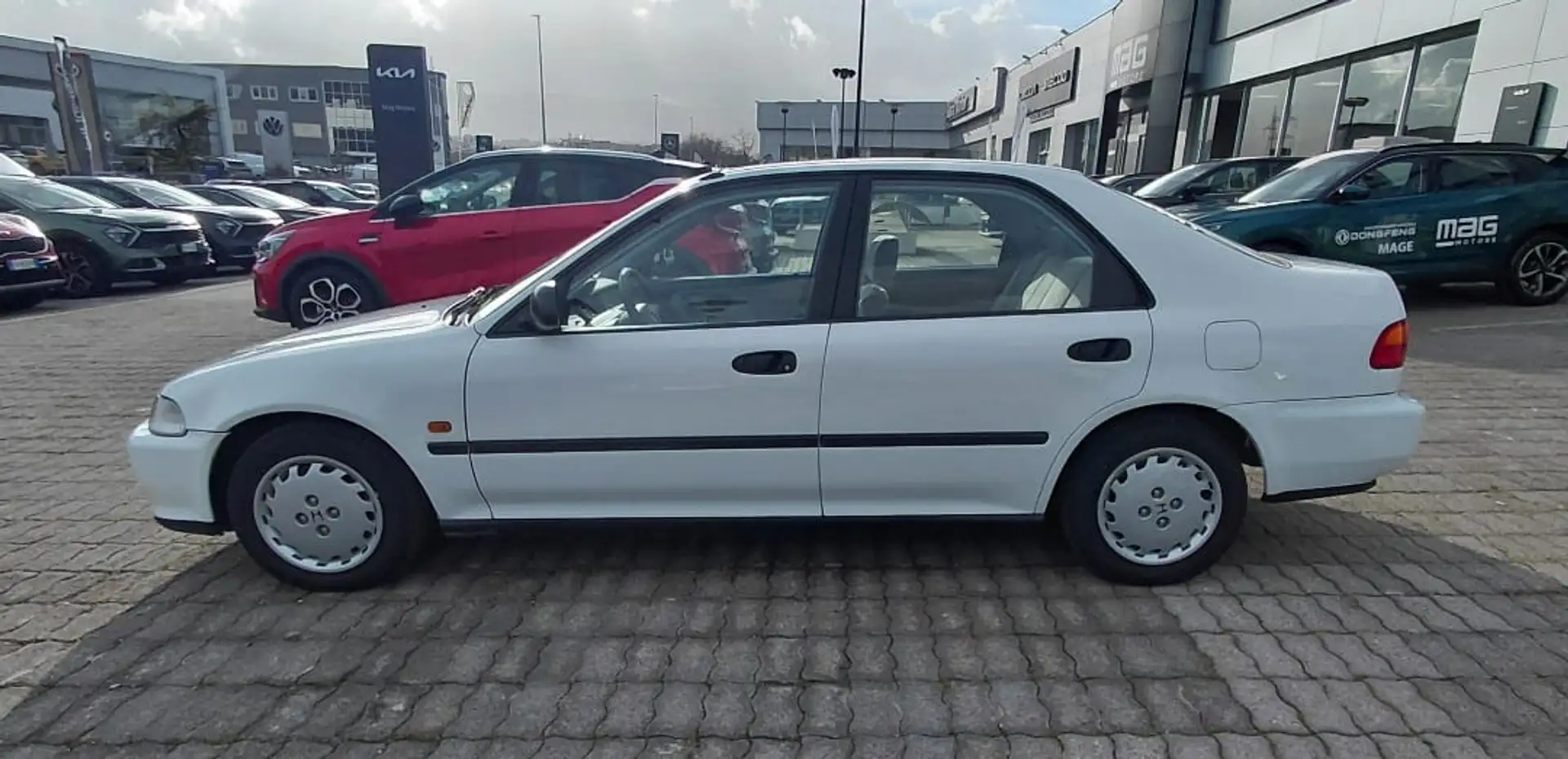 Honda Civic Civic 4p 1.6 Esi cat. Weiß - 2