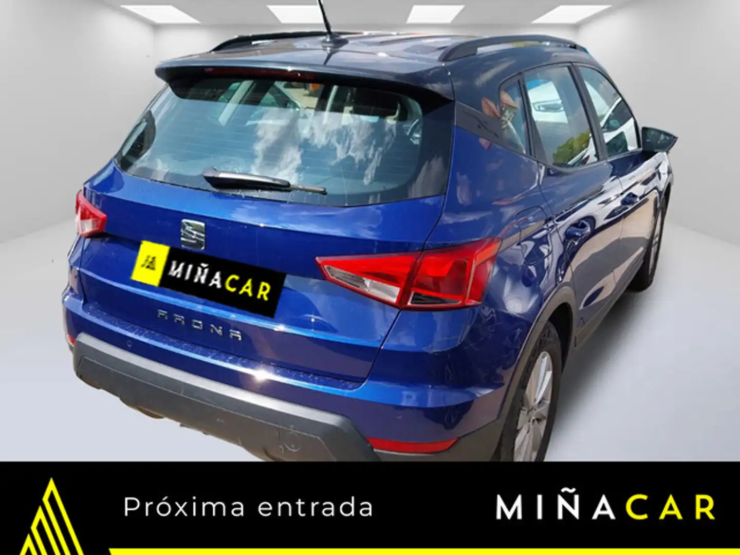 SEAT Arona 1.0 TSI S&S Style 110 Azul - 2