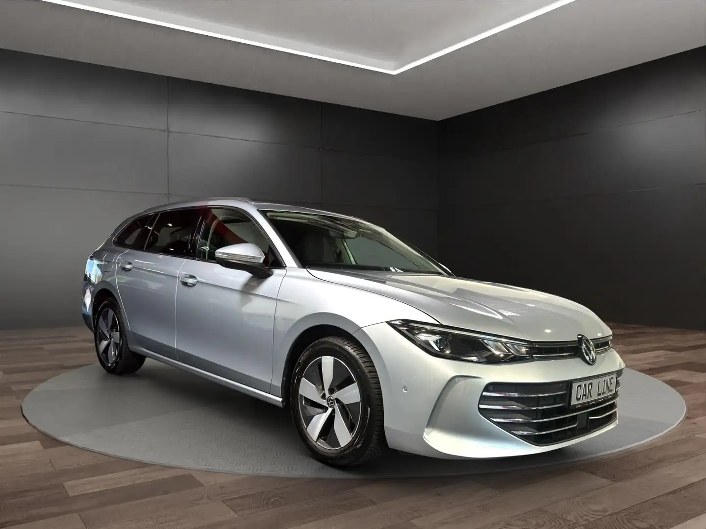 Volkswagen Passat Variant Business 2.0 TD*DCC*AreaViewI*DSG Silber - 2