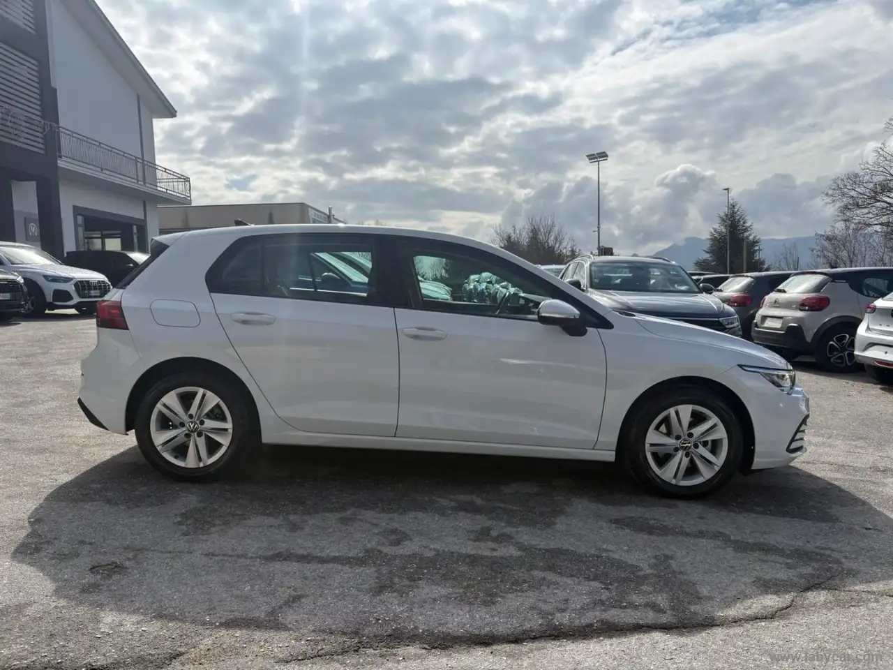 Volkswagen Golf 2.0 TDI 115 CV SCR Life 4