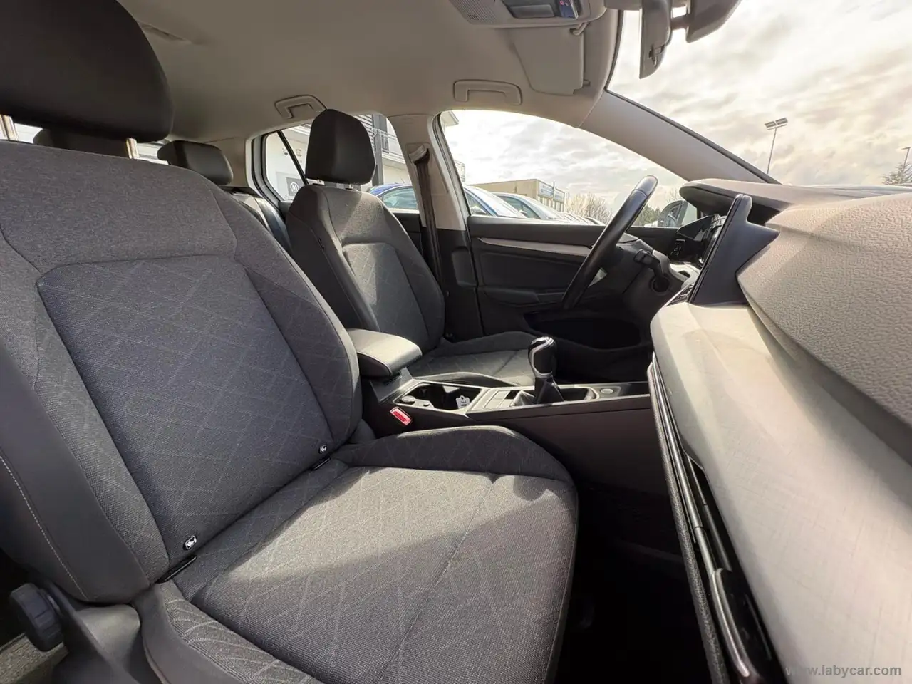 Volkswagen Golf 2.0 TDI 115 CV SCR Life 11