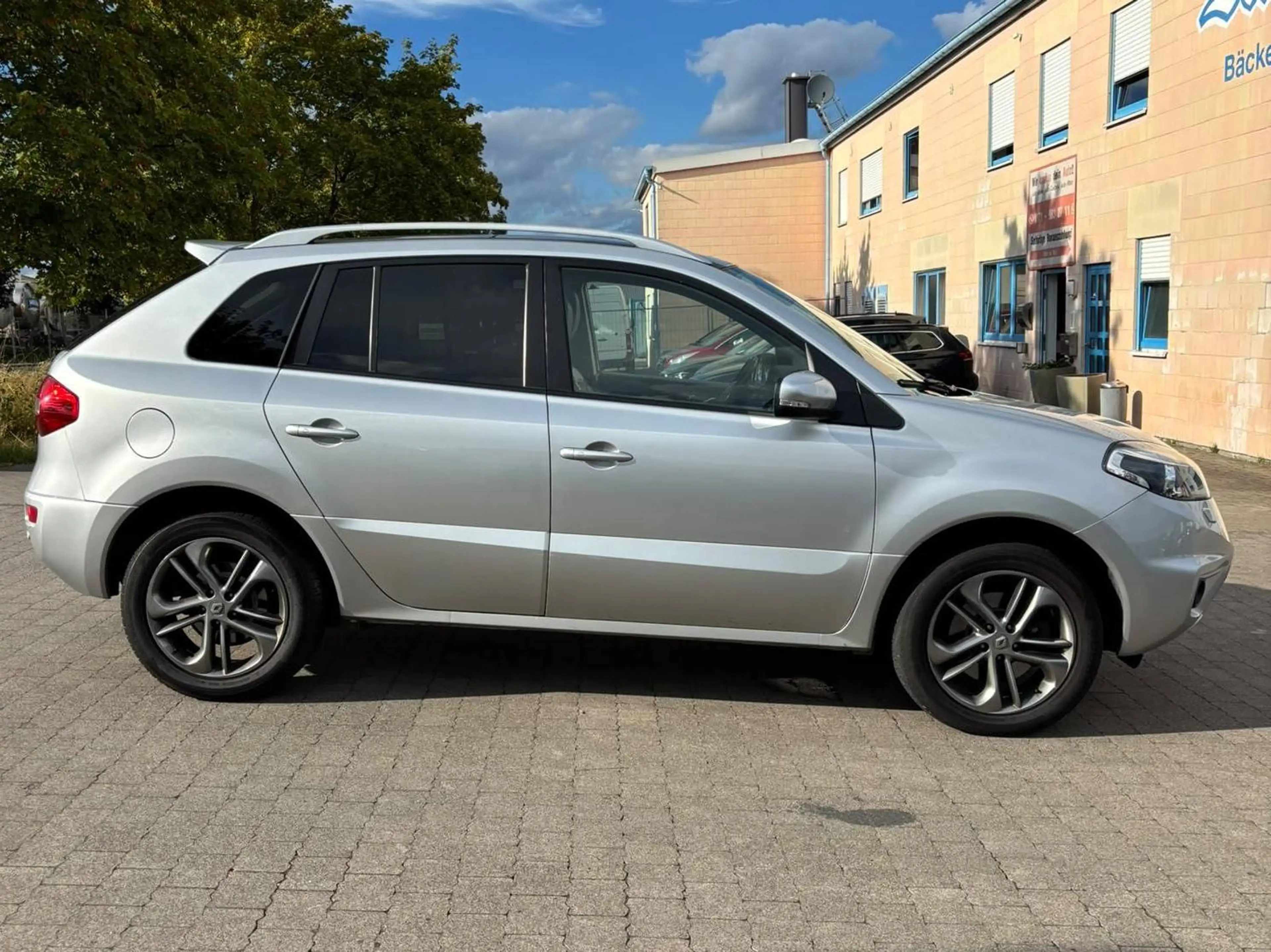 Renault Koleos Night*BOSE*AHK*LEDER*PANO*PDC*ALU*KEYLESS-ENTRY* — photo 6